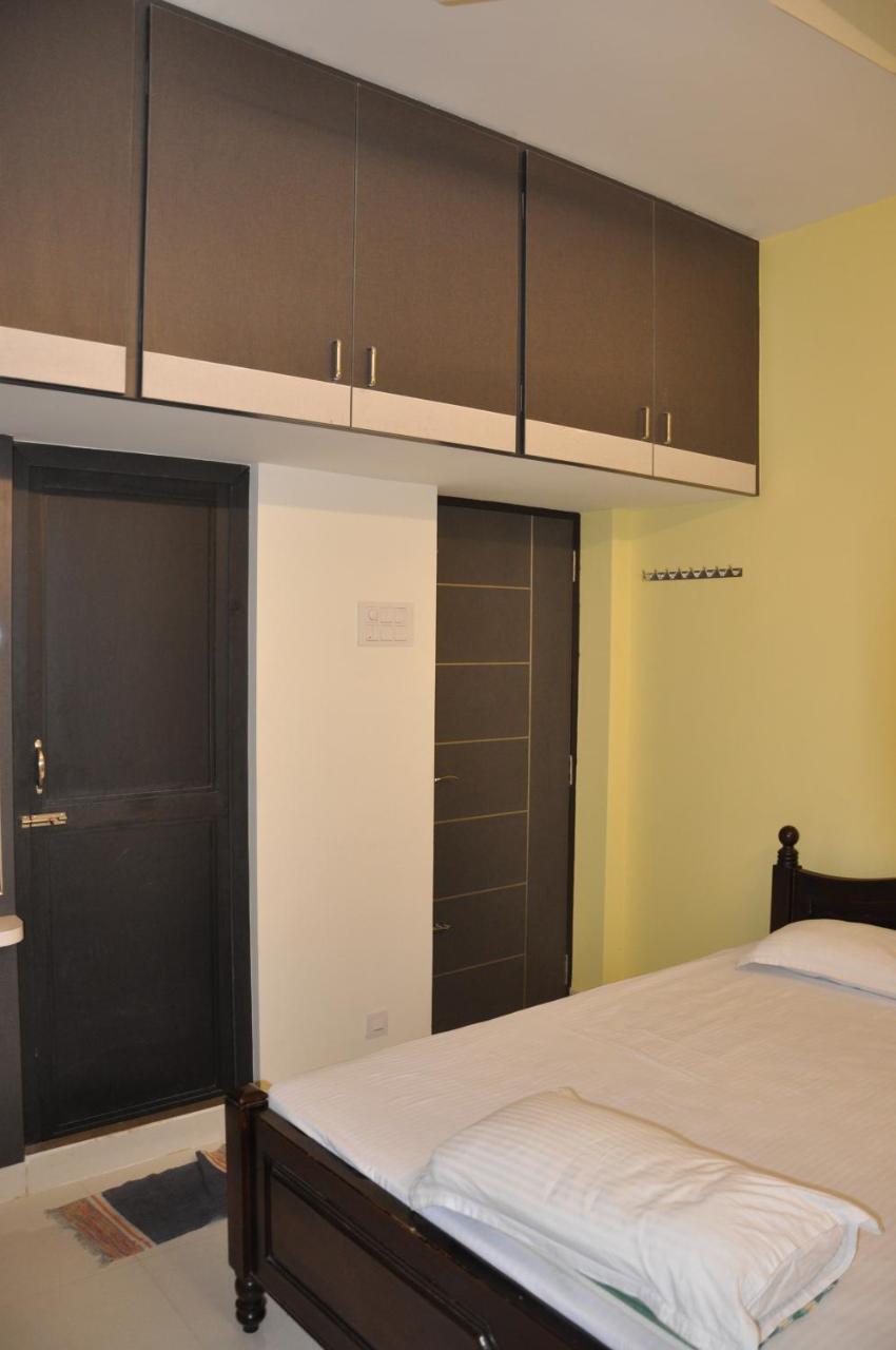 Готель Moonlight Residency Tiruchirappalli Екстер'єр фото