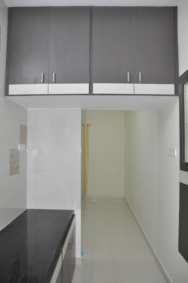 Готель Moonlight Residency Tiruchirappalli Екстер'єр фото